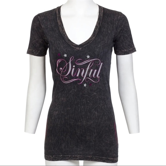 Sinful By Affliction Women's T-shirt Finch Biker Tattoo - Picture 5 of 8